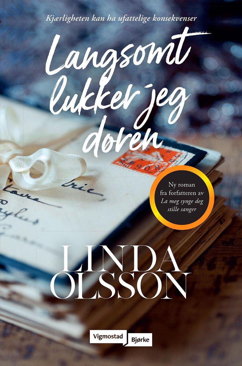 Langsomt lukker jeg døren