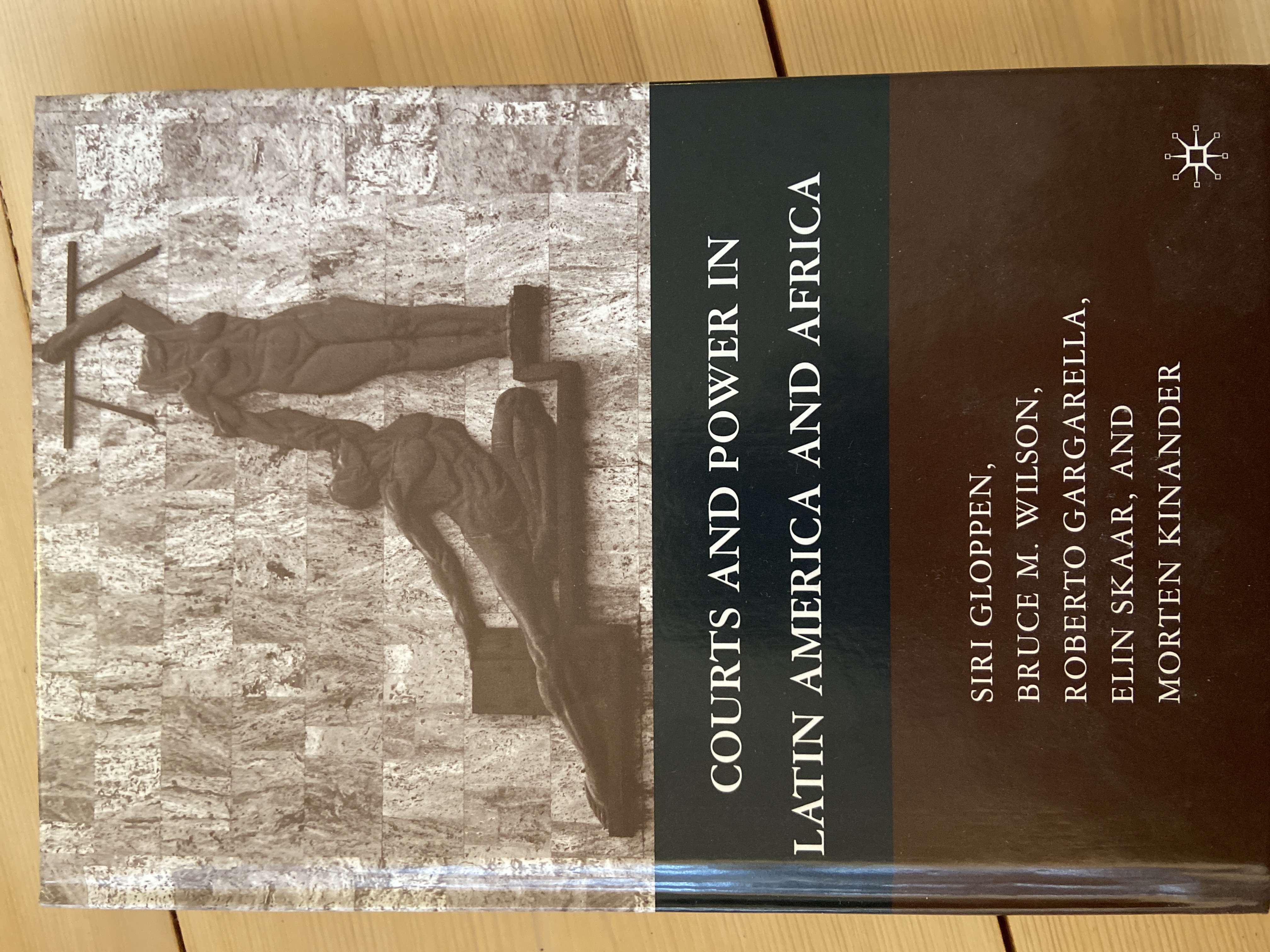 Courts and power in Latin America and Africa 