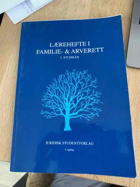 Lærehefte i familie- & arverett