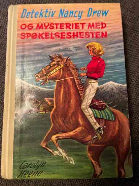 Detektiv Nancy Drew og mysteriet med spøkelseshesten
