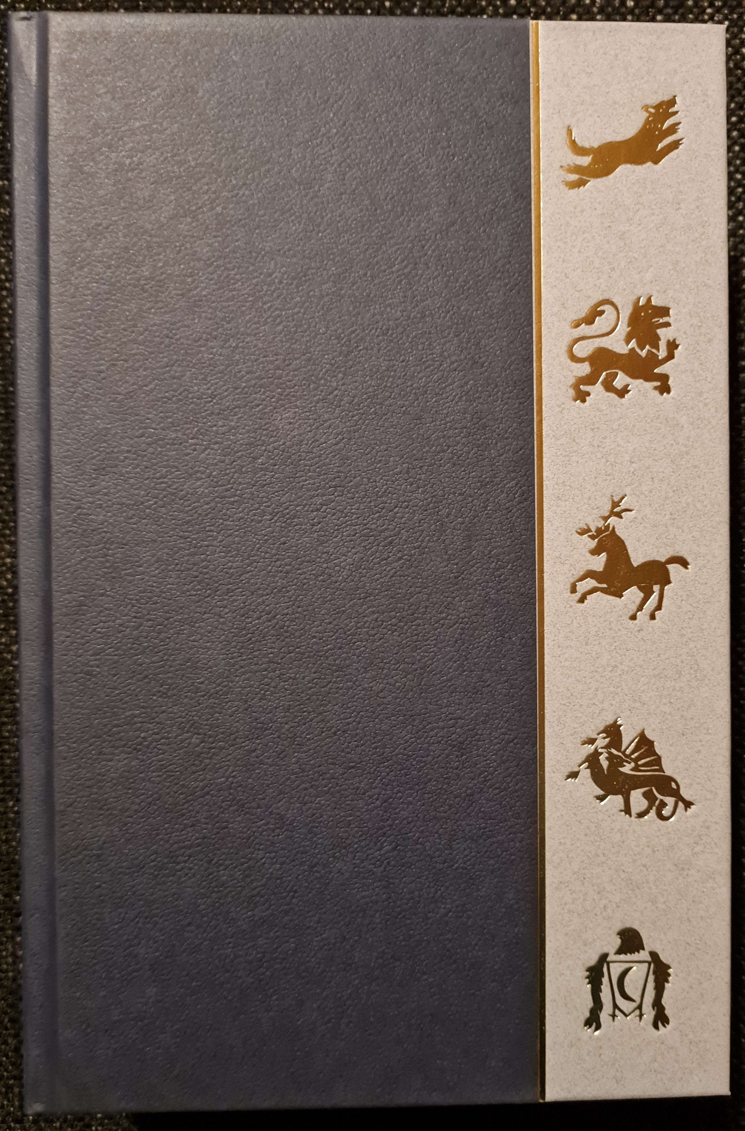 A Game of Thrones Harper Voyager slipcased edition