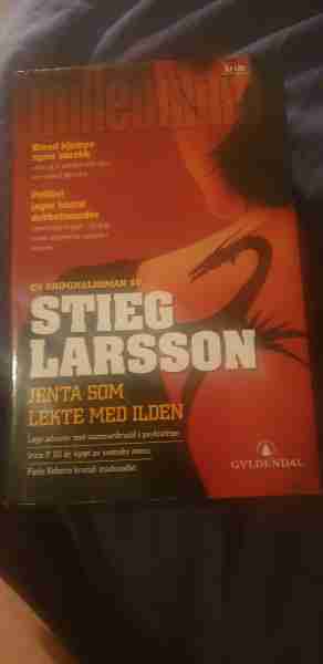 Jenta som lekte med ilden.