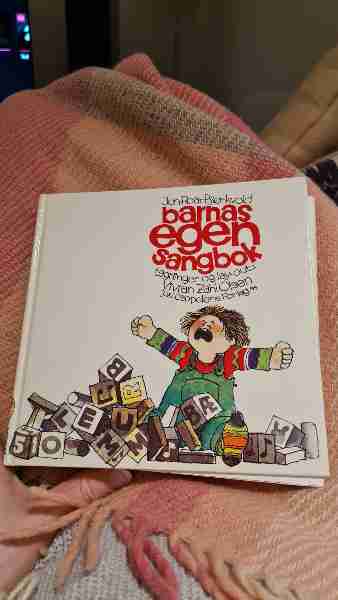 Barnas egen sangbok 