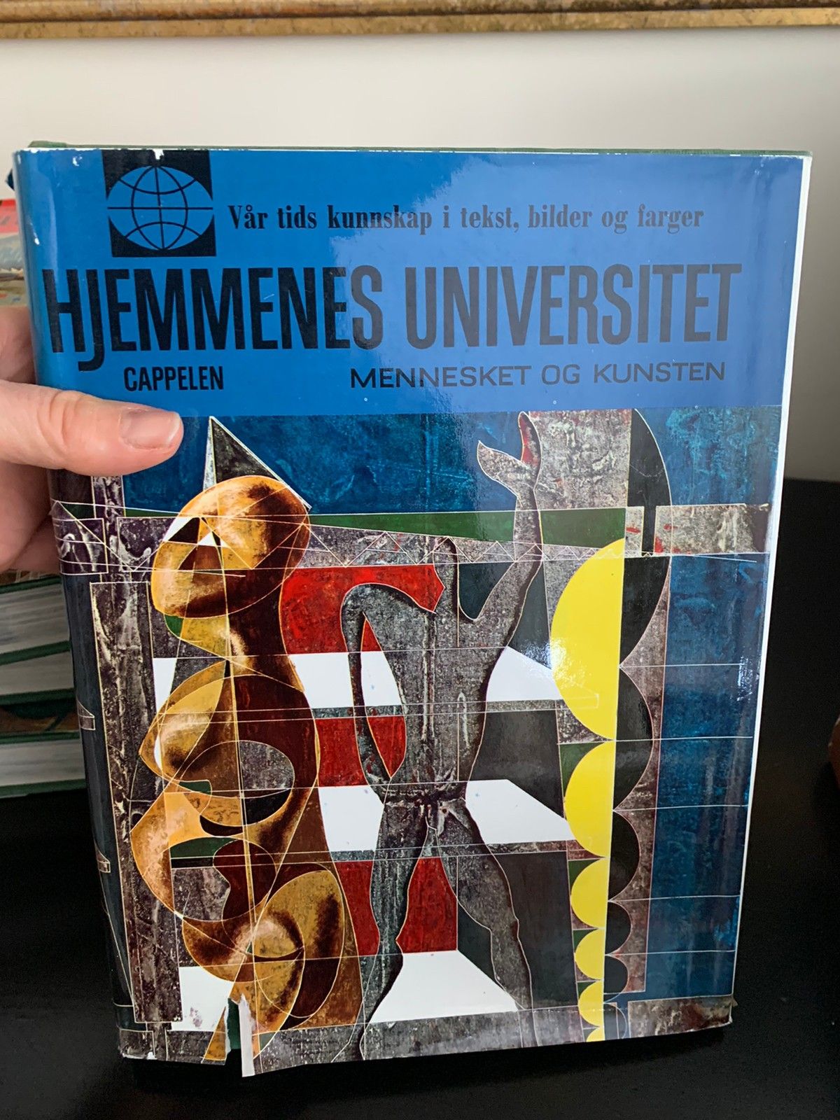 Hjemmenes universitet. b.7 Mennesket og kunsten