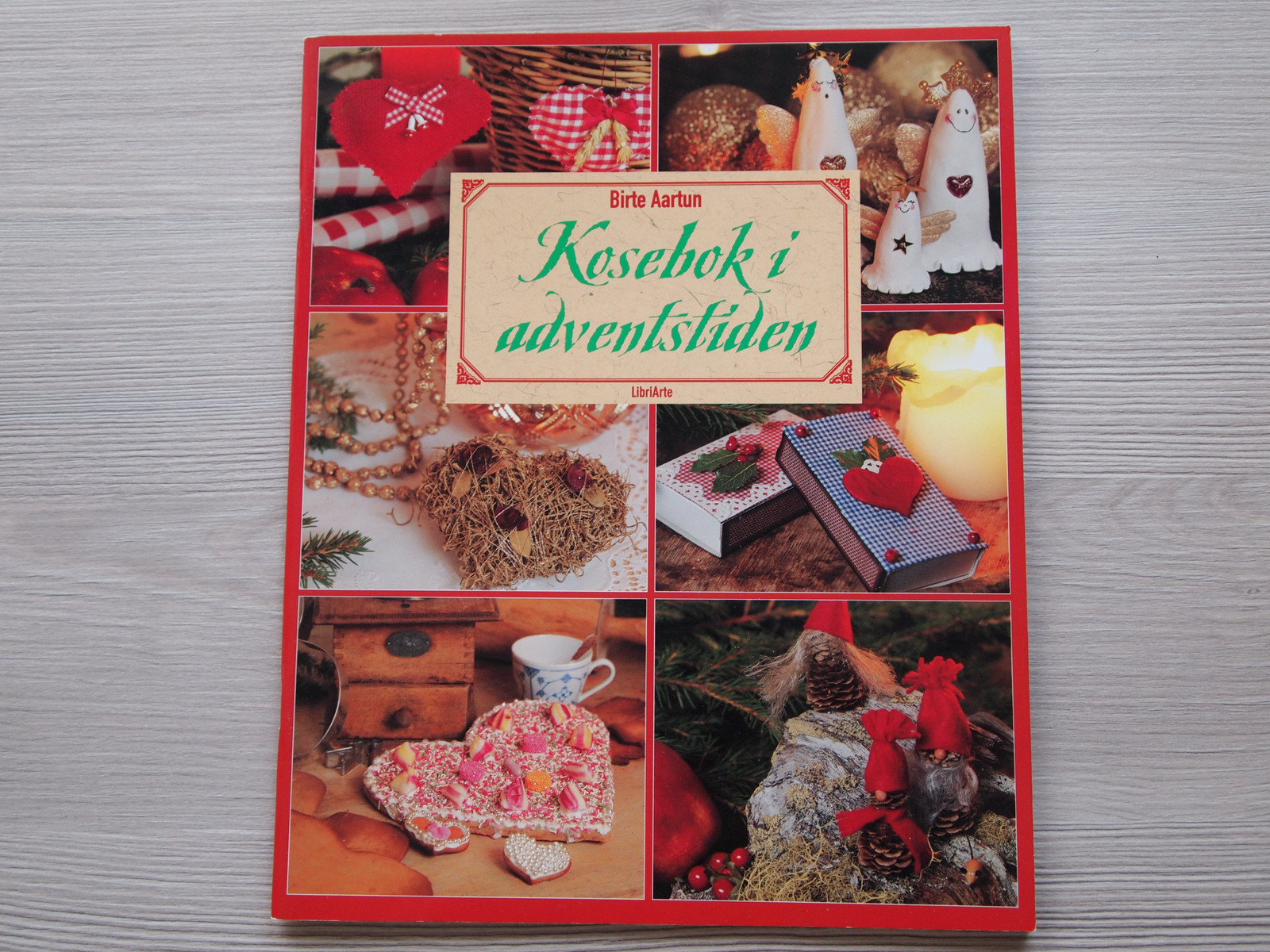 Trivelig vintage julebok: "Kosebok i adventstiden"