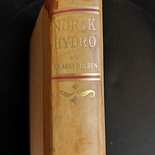 Norsk Hydro gjennom 50 år. Et eventyr fra realitetenes verden