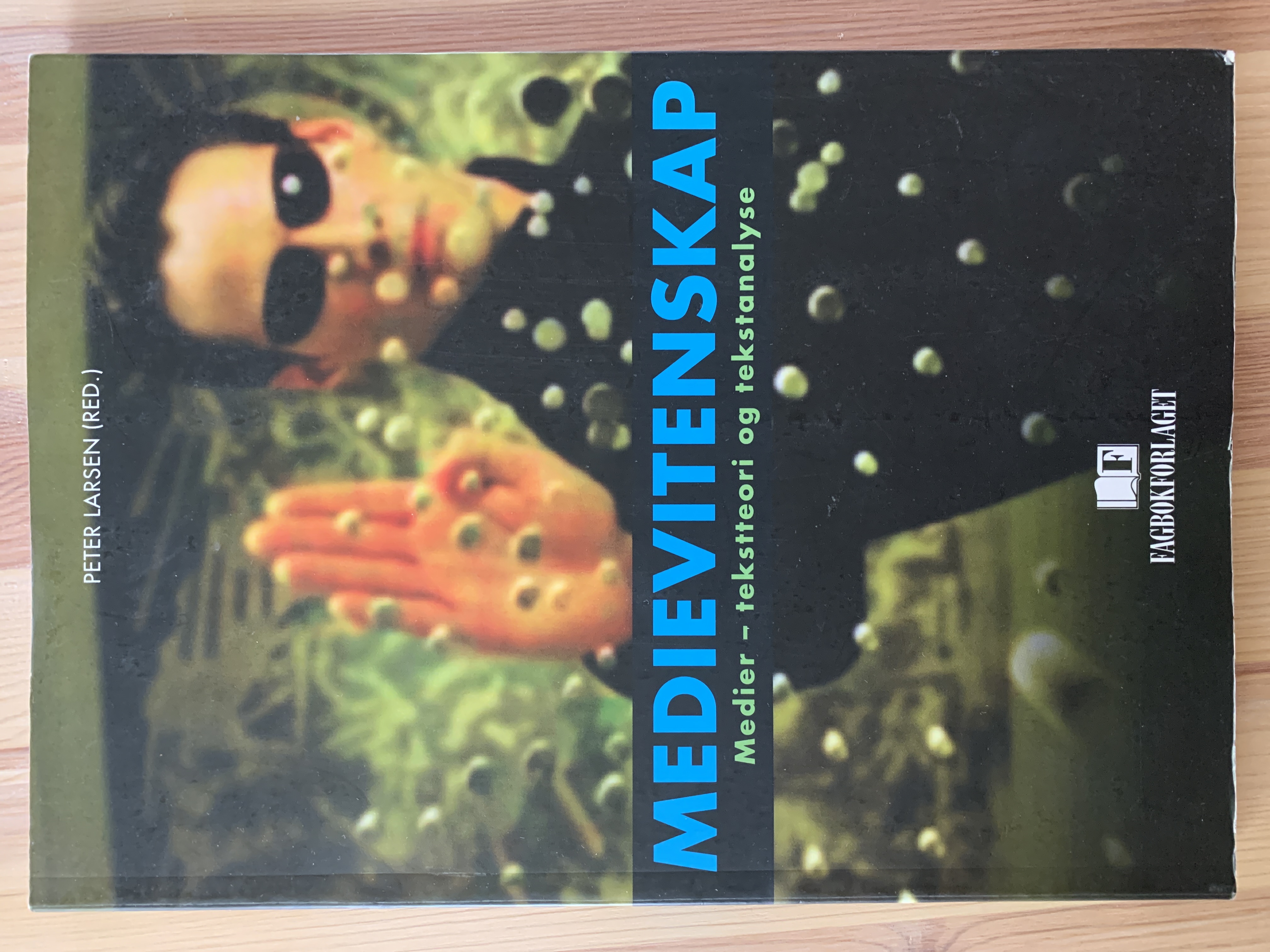 Medievitenskap. Medier - tekstteori og tekstanalyse