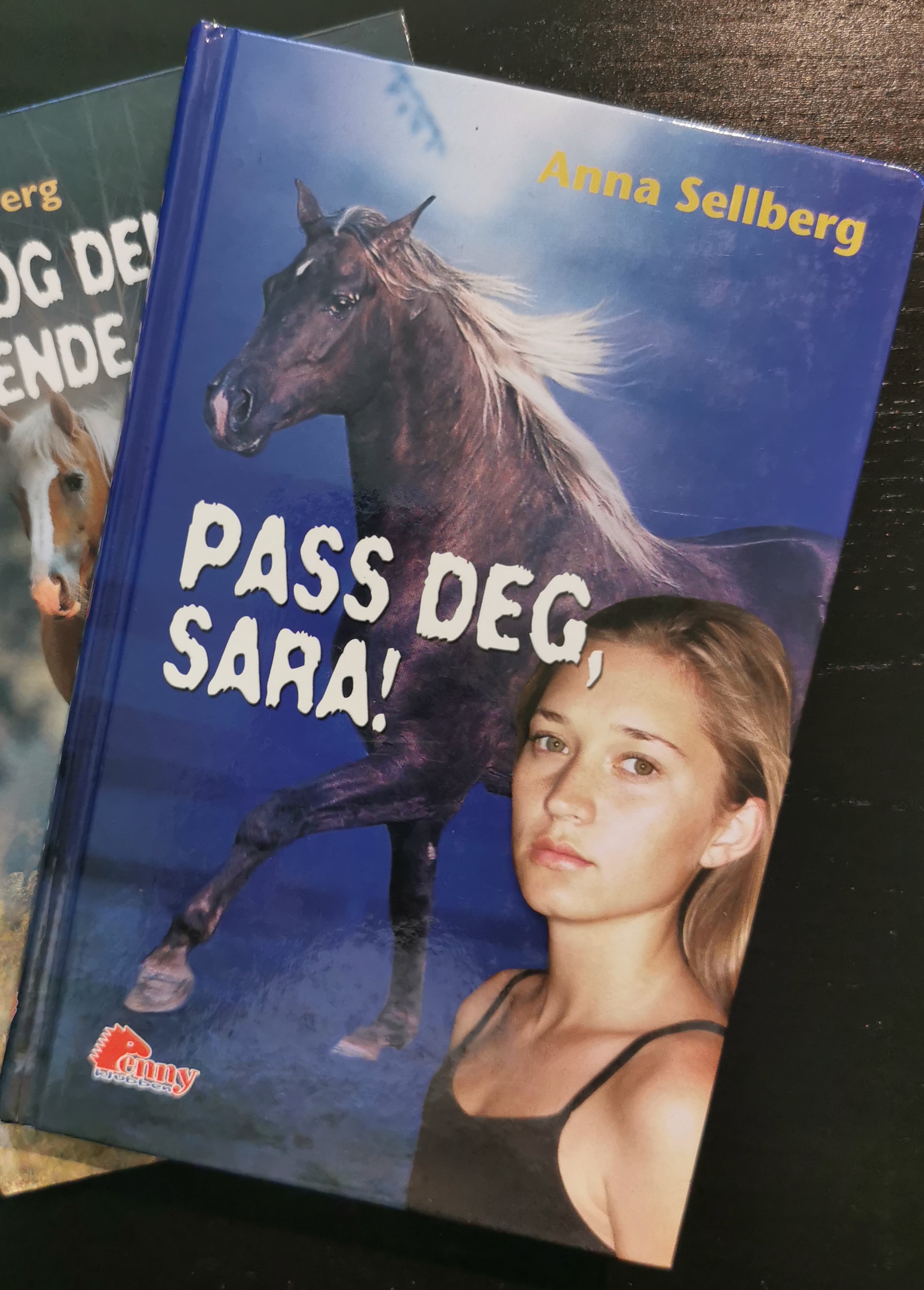 Pass deg, Sara