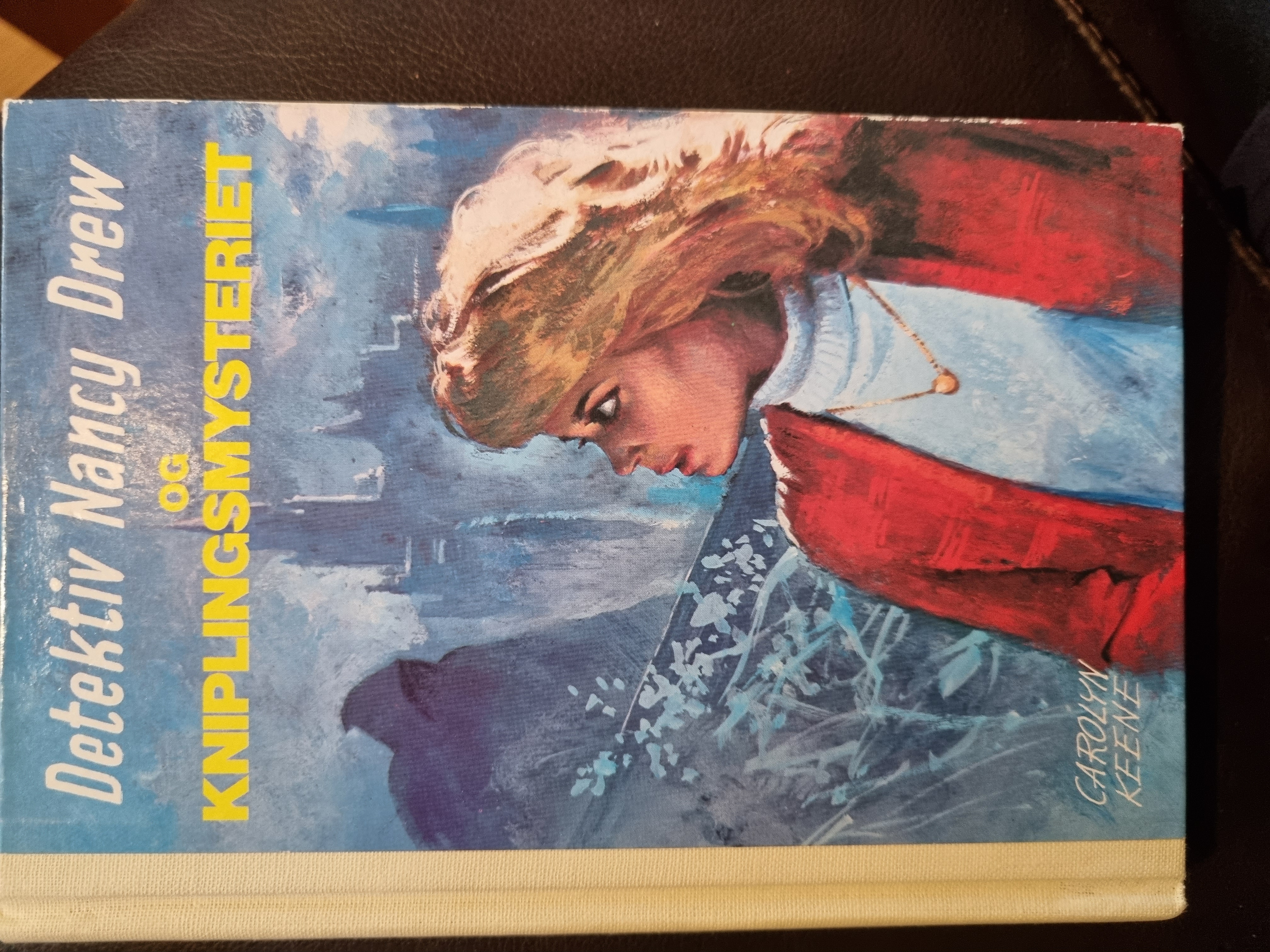 Detektiv Nancy Drew og kniplingsmysteriet
