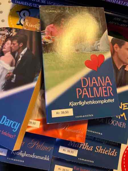 Romantiske pocket bøker 