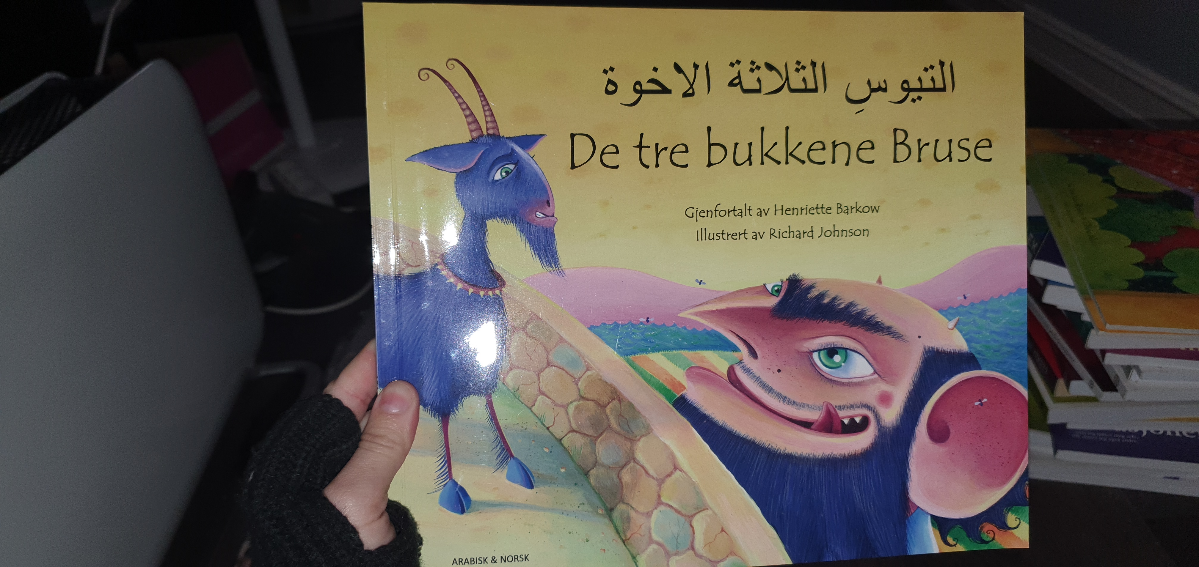 De tre bukkene bruse - arabisk og norsk