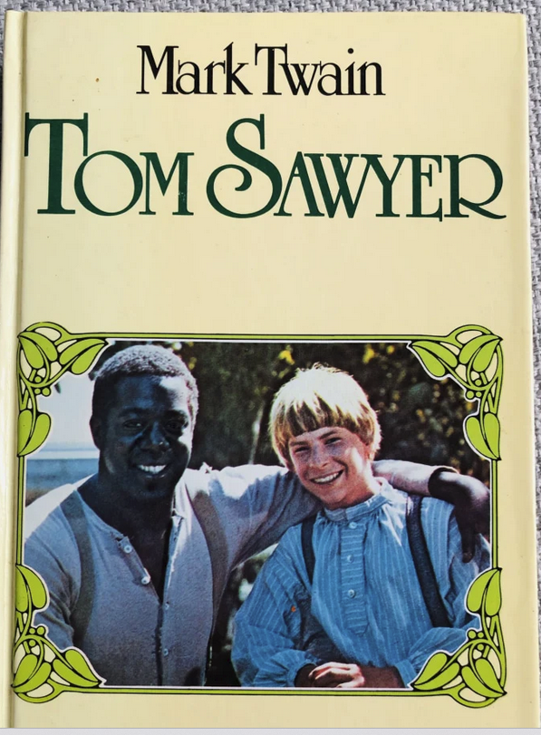 Tom Sawyer . 