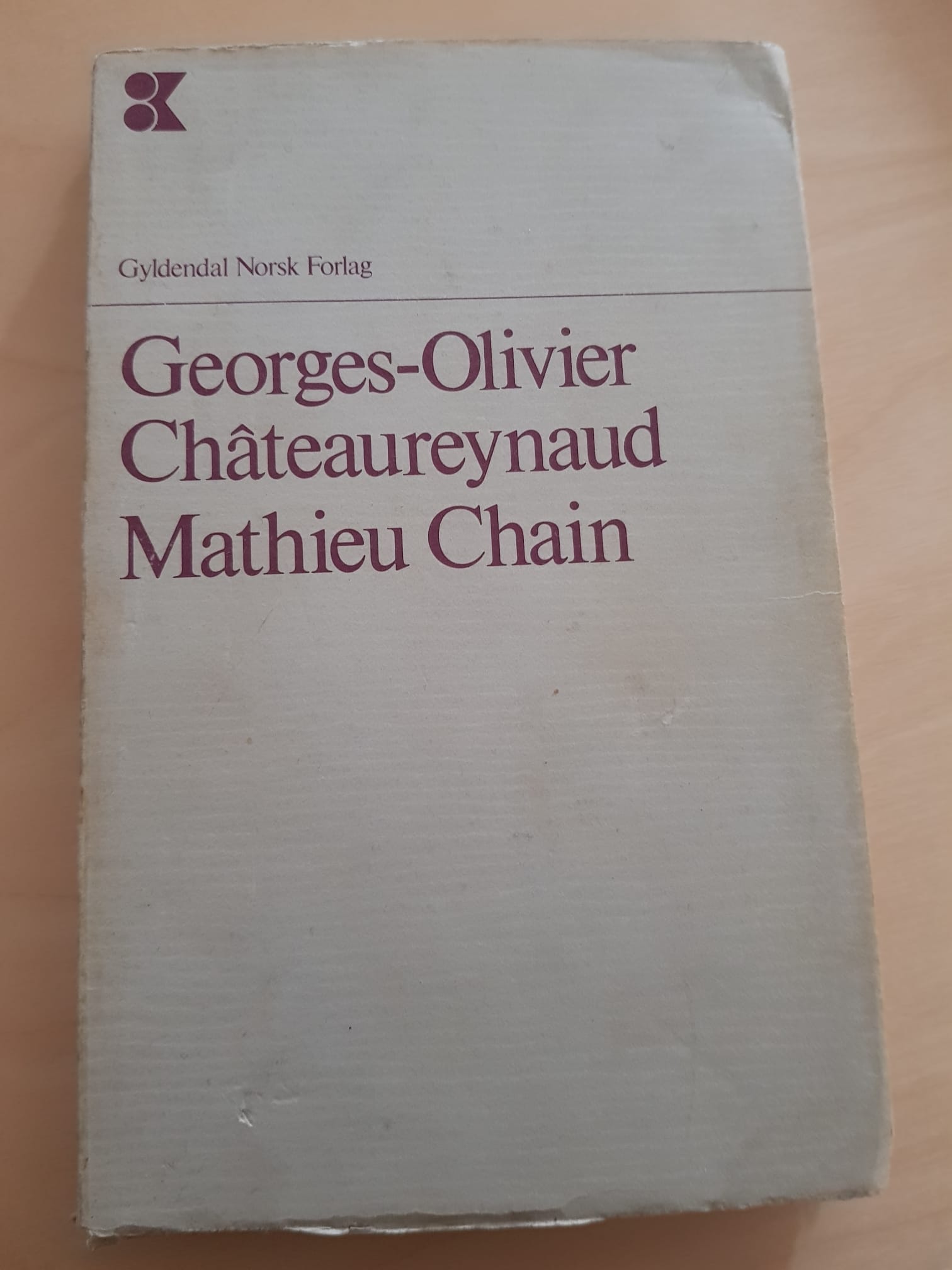 Mathieu Chain