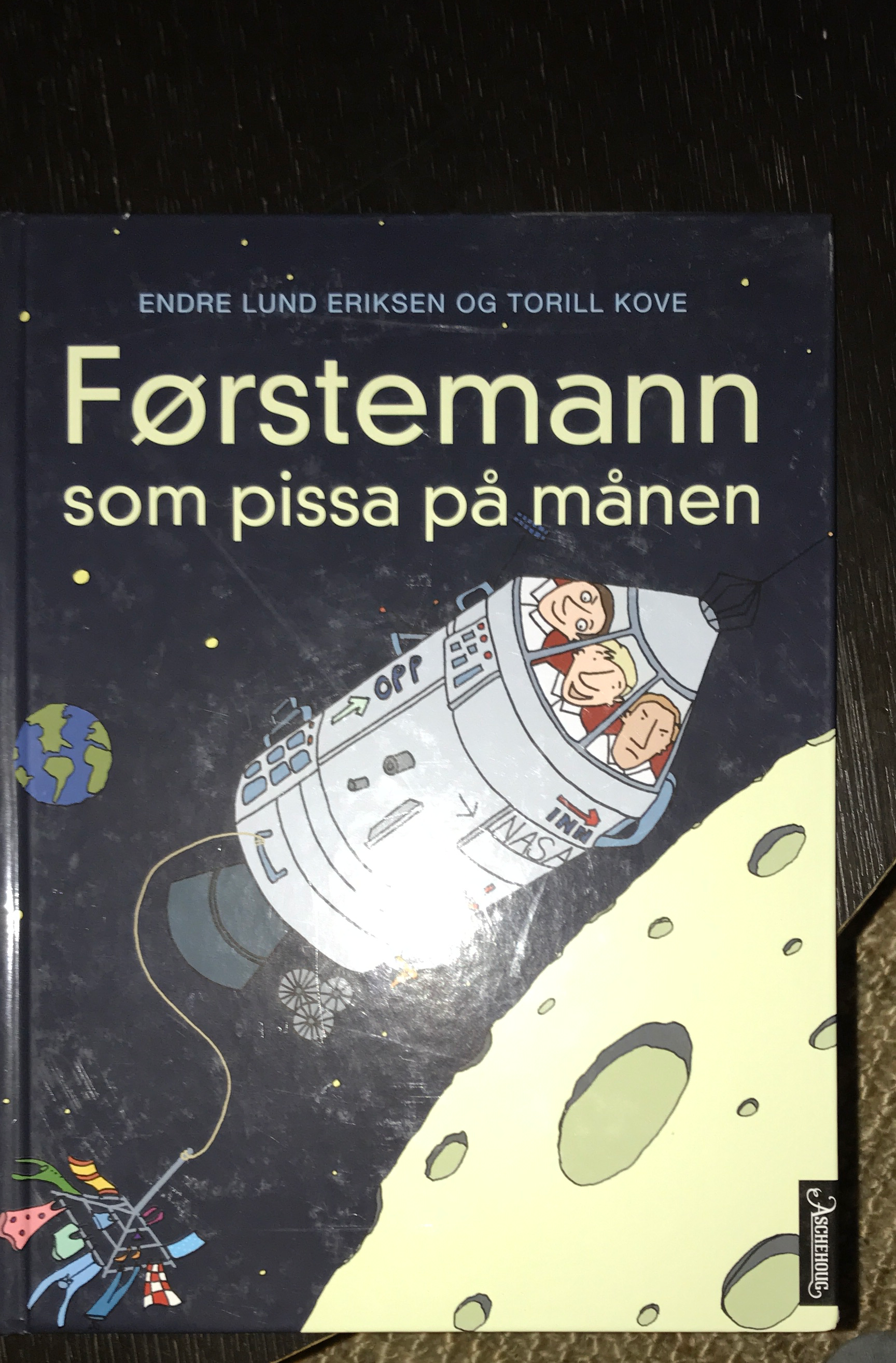 Førstemann som pissa på månen
