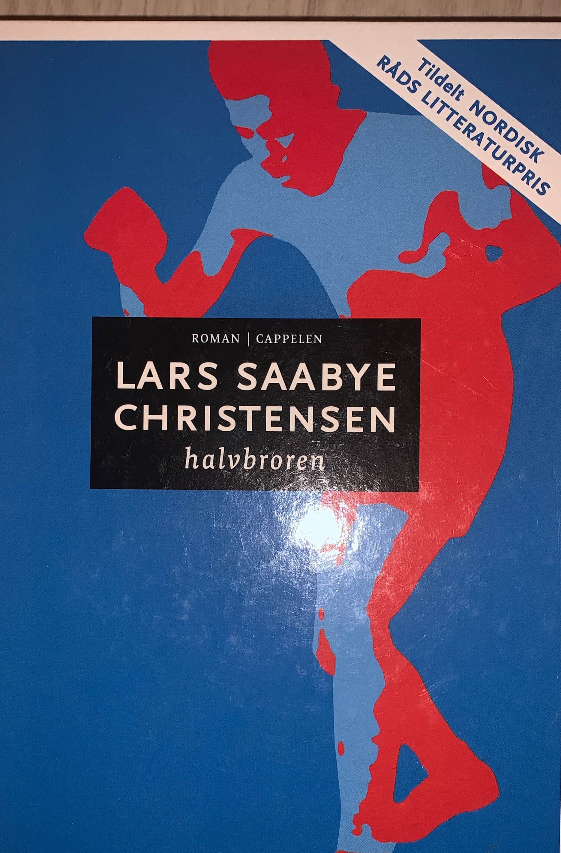 Halvbroren