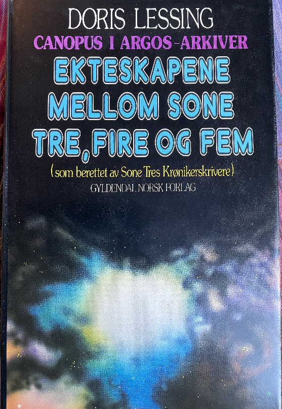 Ekteskapene mellom Sone Tre, Fire og Fem : (som berettet av Sone Tres Krønikeskrivere)