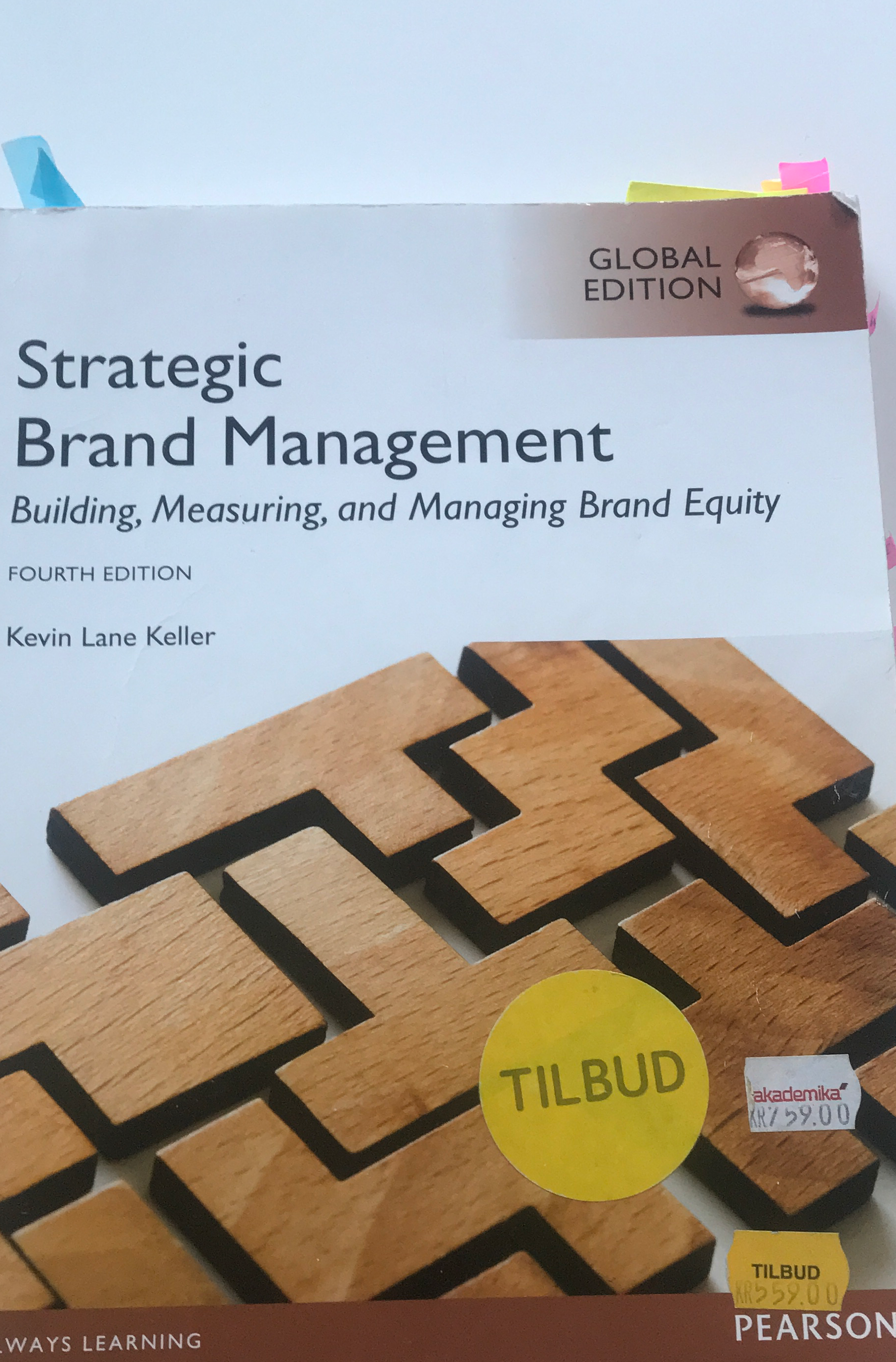 Strategic Brand Management 4th ed. 