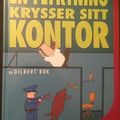 En flyktning krysser sitt kontor