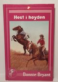 Omslag Hest i høyden Hest i høyden