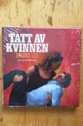 Tatt av kvinnen